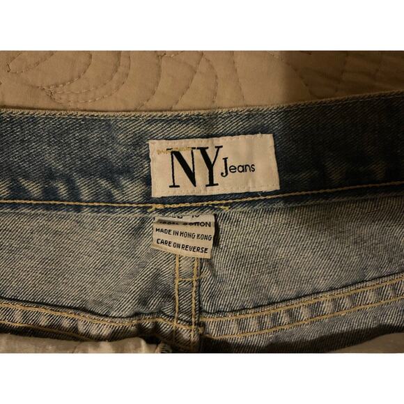 VINTAGE LERNER NEW YORK JEAN SHORTS SIZE 10 HIGH WAIST. Cuffed - Picture 3 of 3